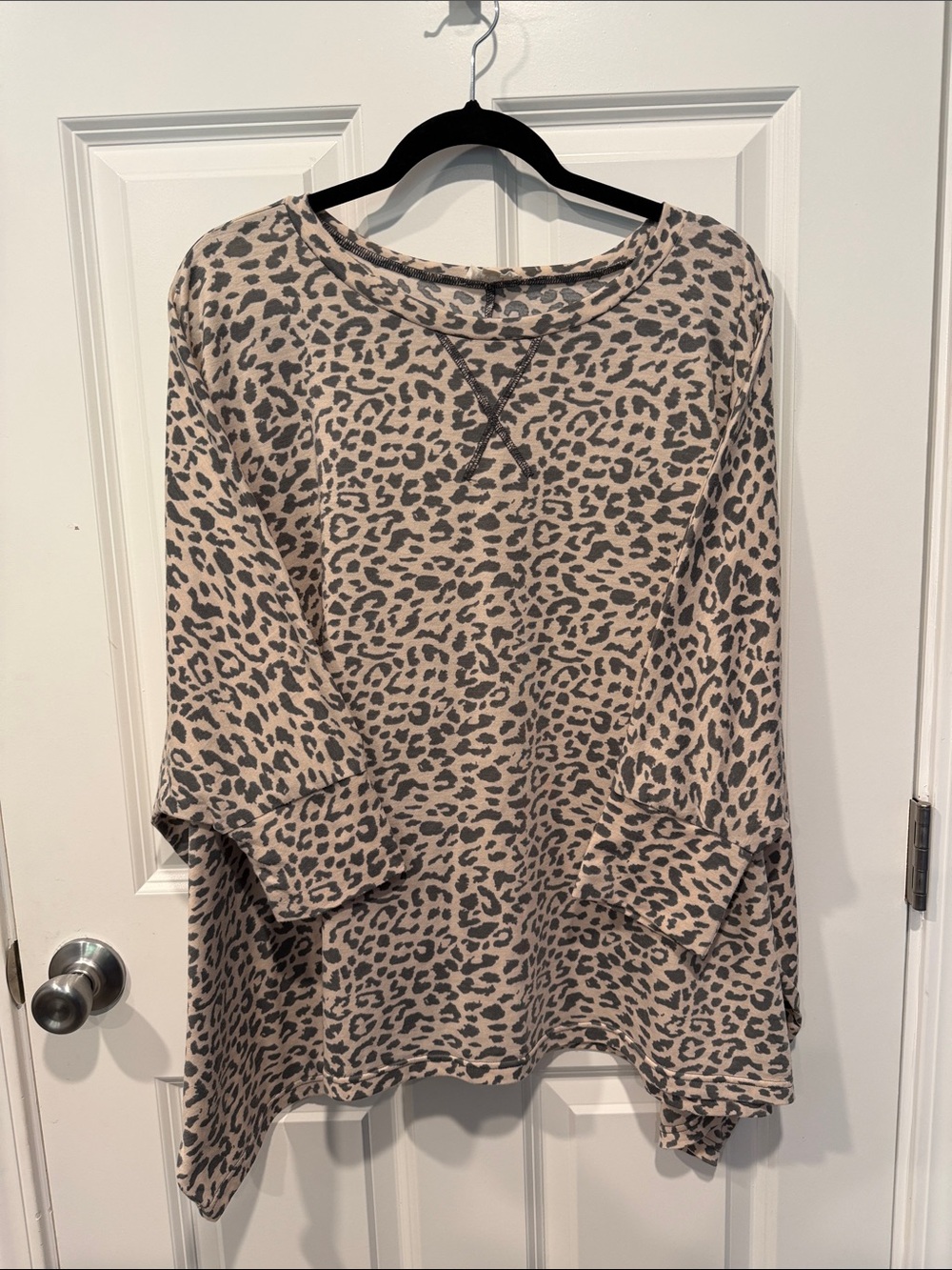 LA MIEL Taupe and Gray Leopard Print Tunic